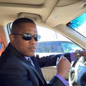 Meet your Posher, Ronel